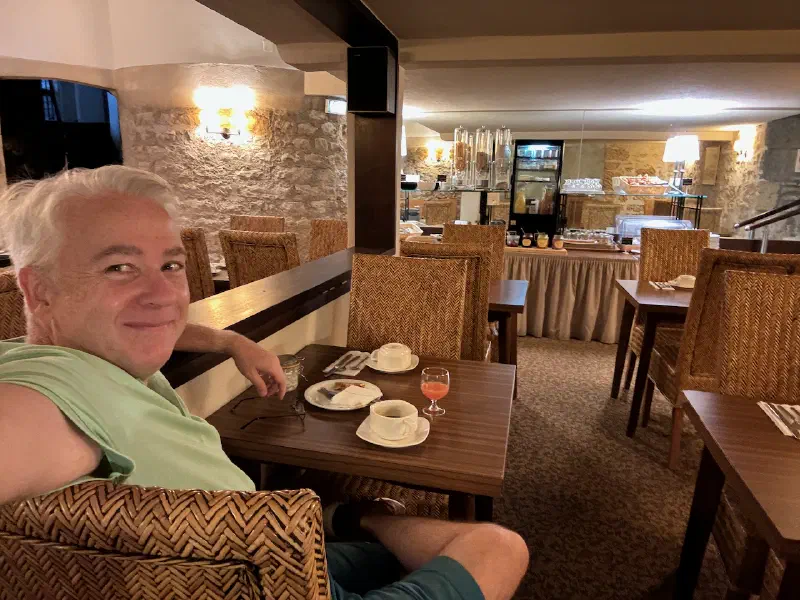Breakfast in Nevers