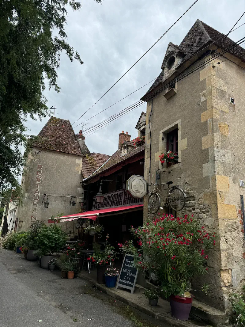 A café on the bike path