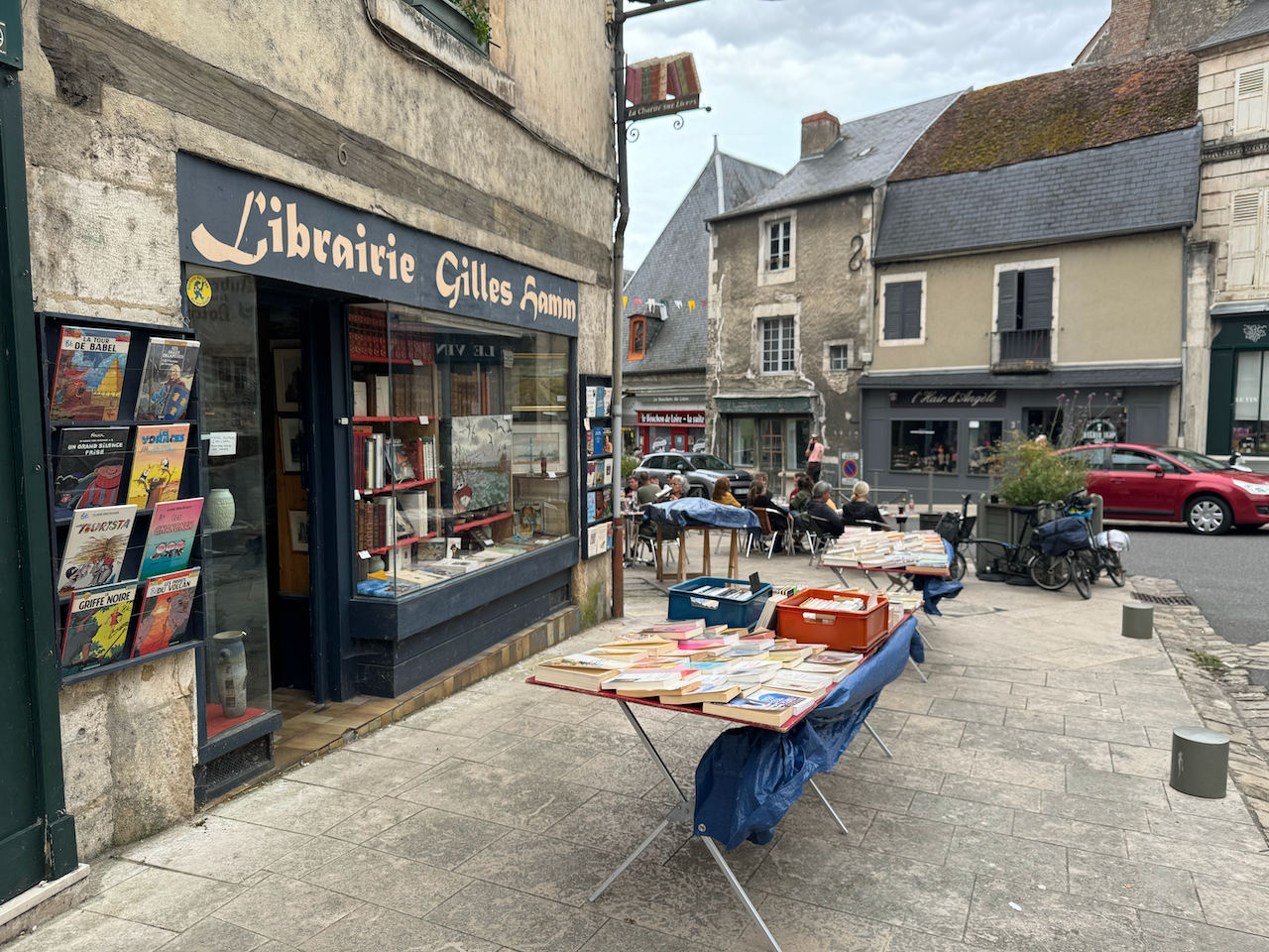 La Charité-sur-Loire - One of many bookshops 2