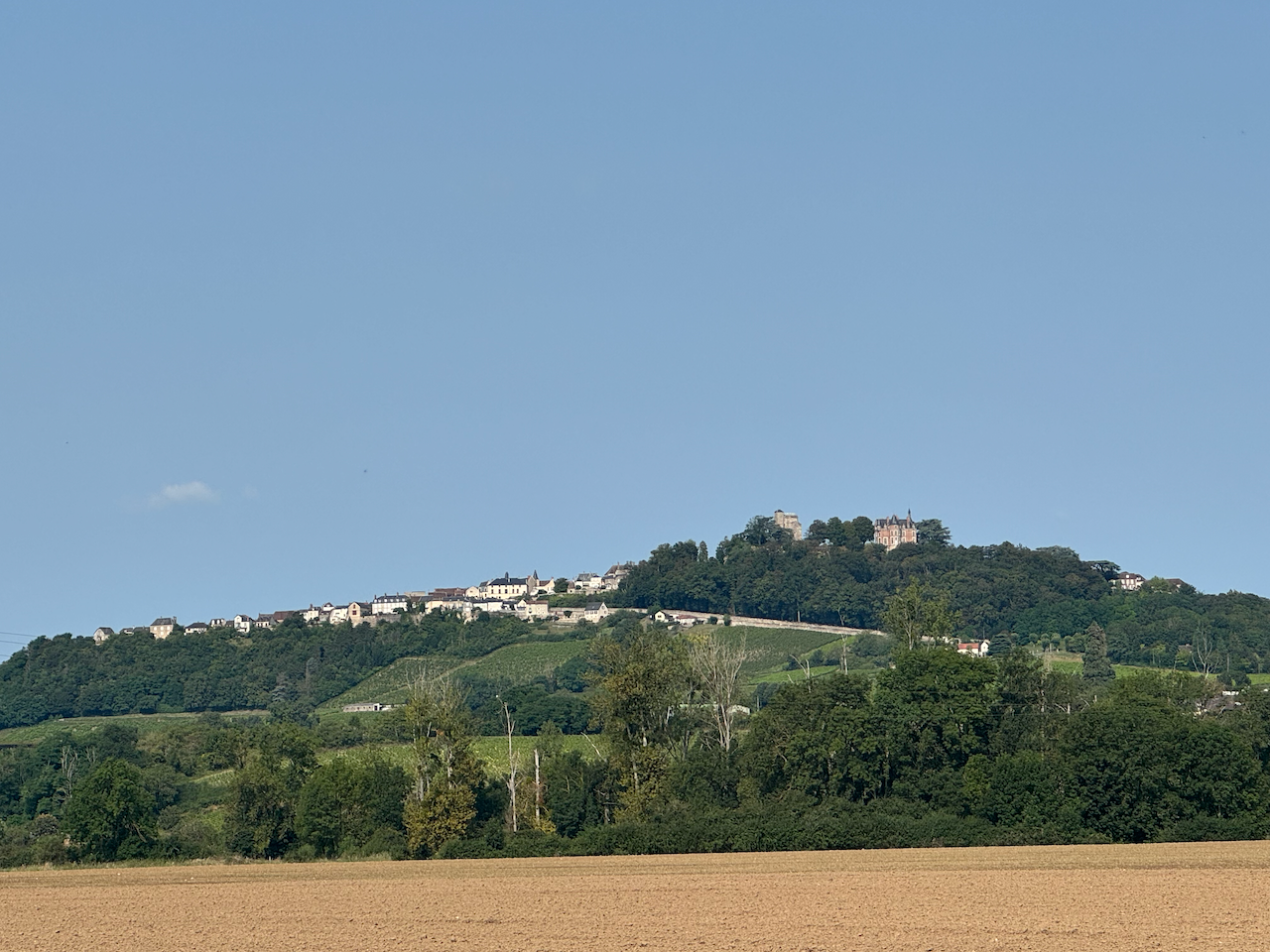View approaching Sancerre