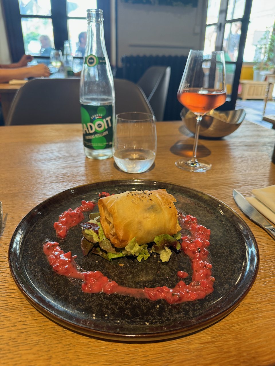 Lunch -- croustillant de crotin de Chavignol -- in Sancerre