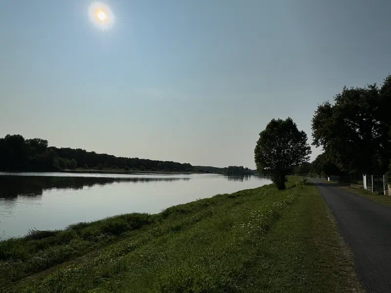 Arriving at Ousson-sur-Loire