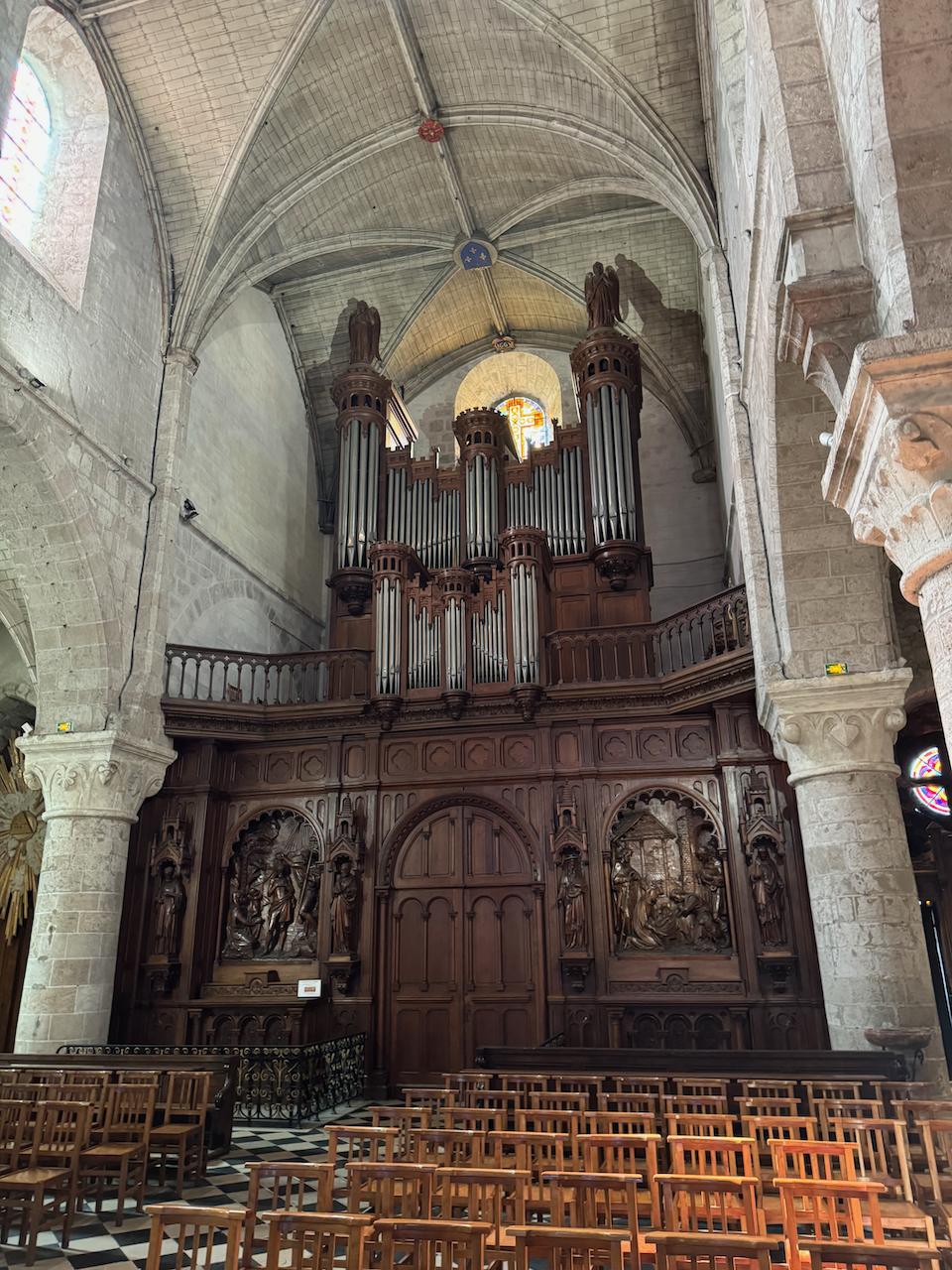 Organ in the church at Beaugency
