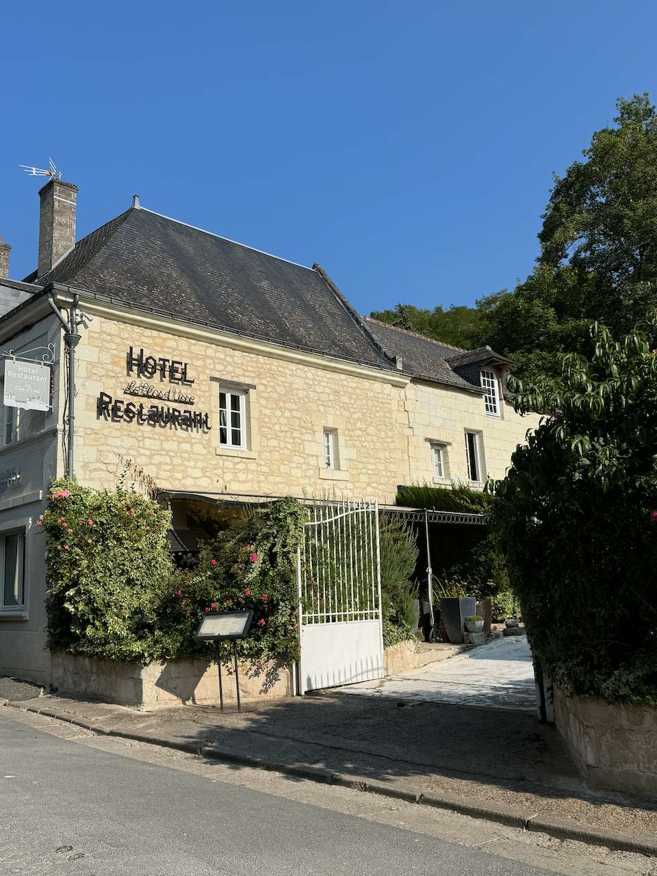 Hotel at Rigny-Ussé