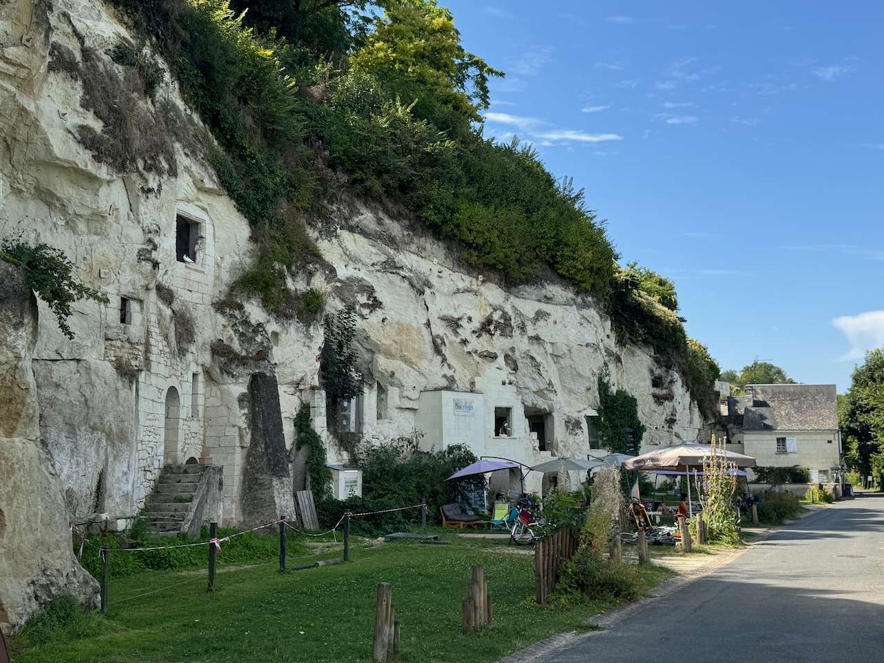 Troglodyte shops at Turquant