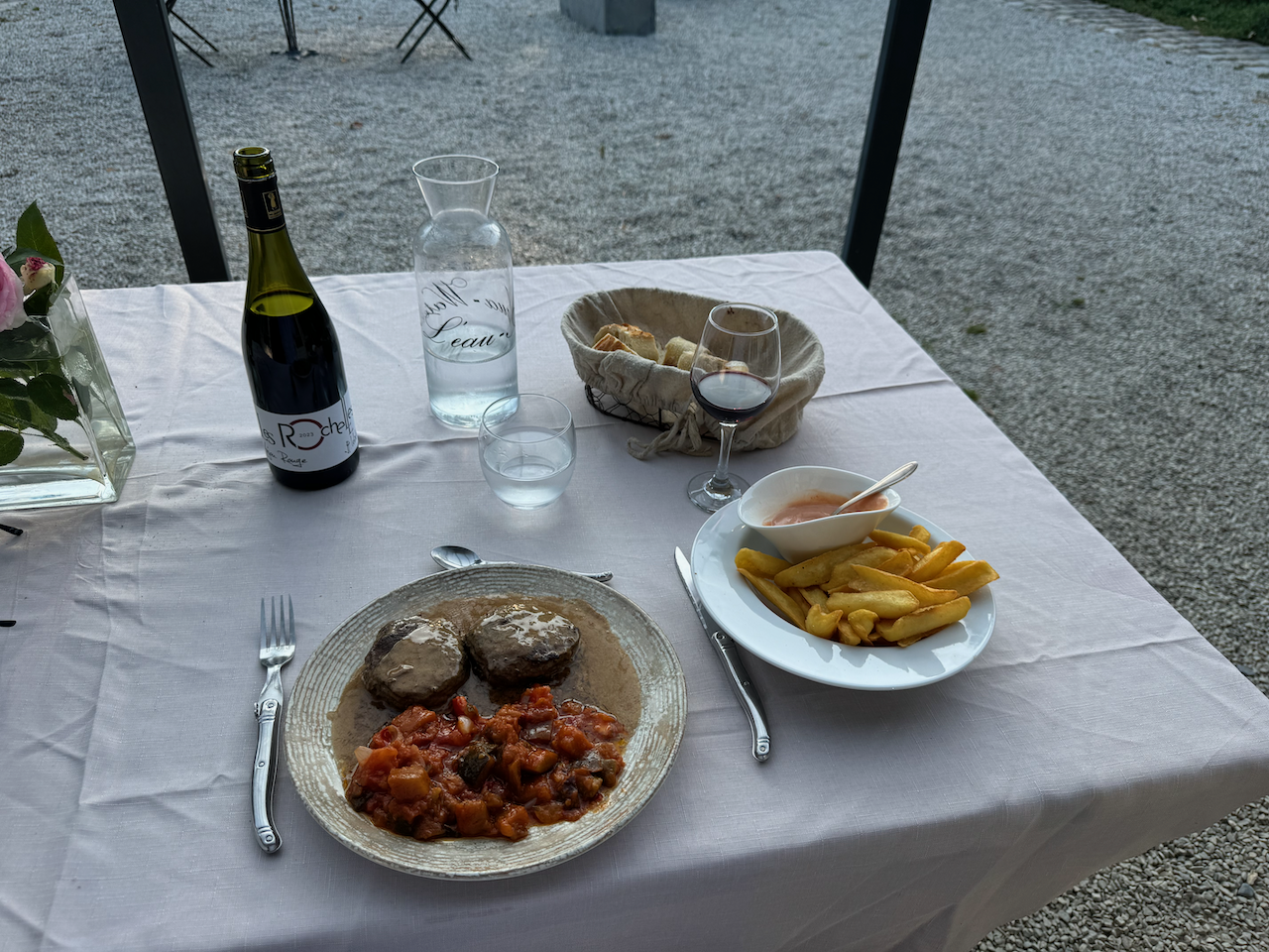 Le Mouton - B&B at Blaison St Sulpice - Main