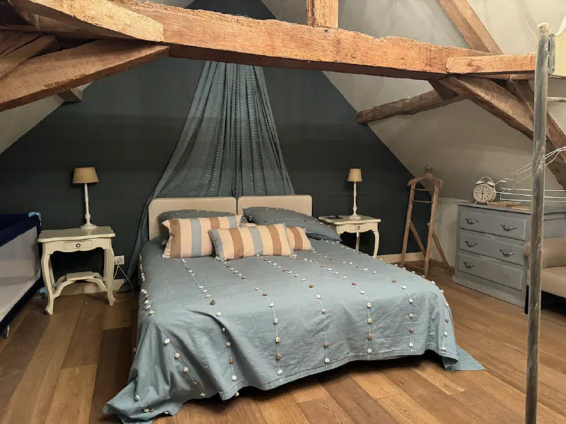 Le Mouton - B&B at Blaison St Sulpice - Bedroom
