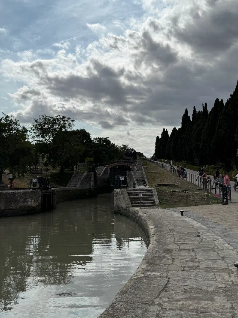 Béziers locks 2
